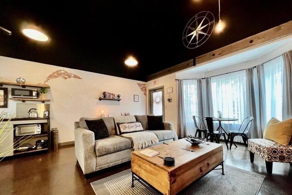 Haven At Hazel ~ Downtown Studio Demorest Екстер'єр фото